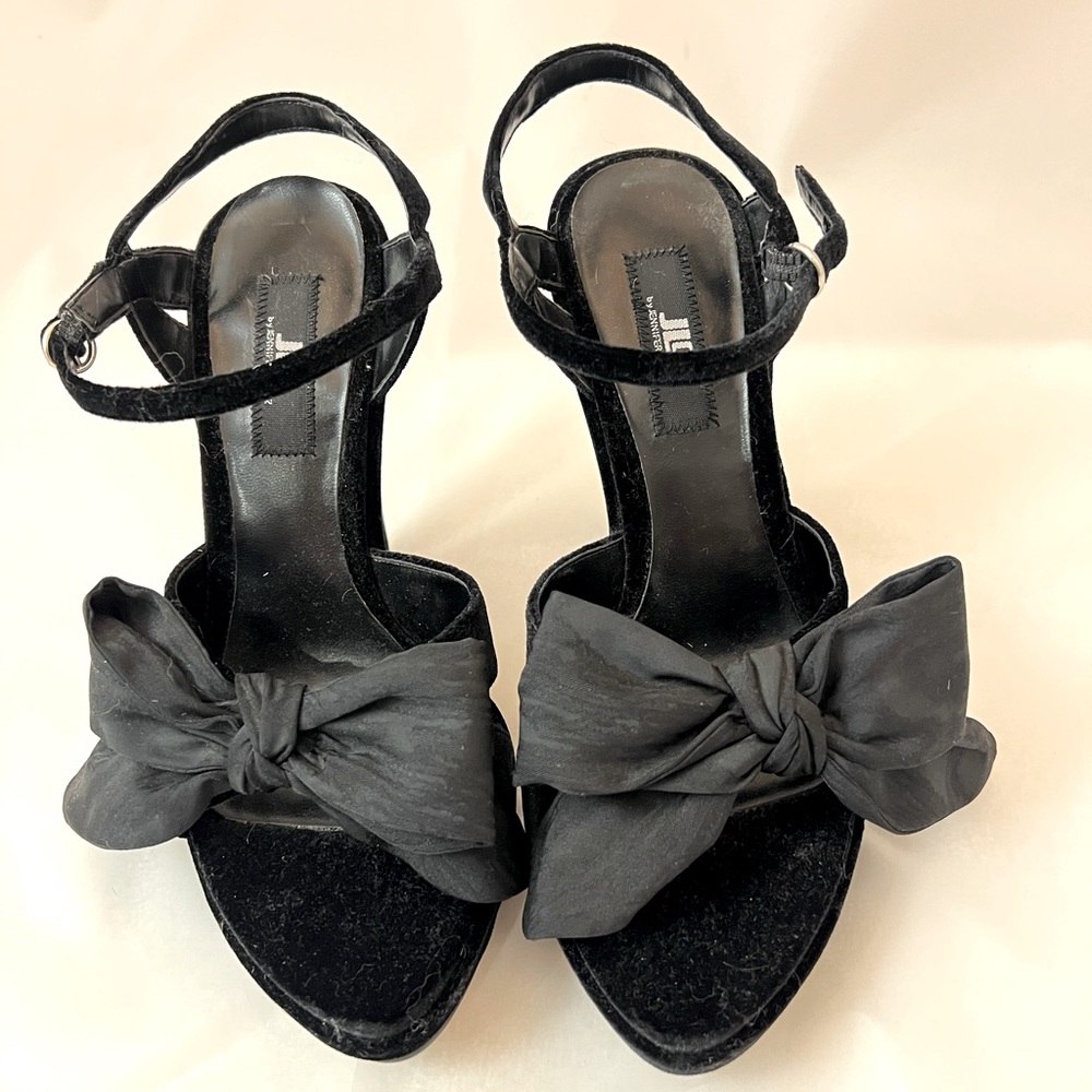 JLO BLACK VELVET WEDGE HEELS